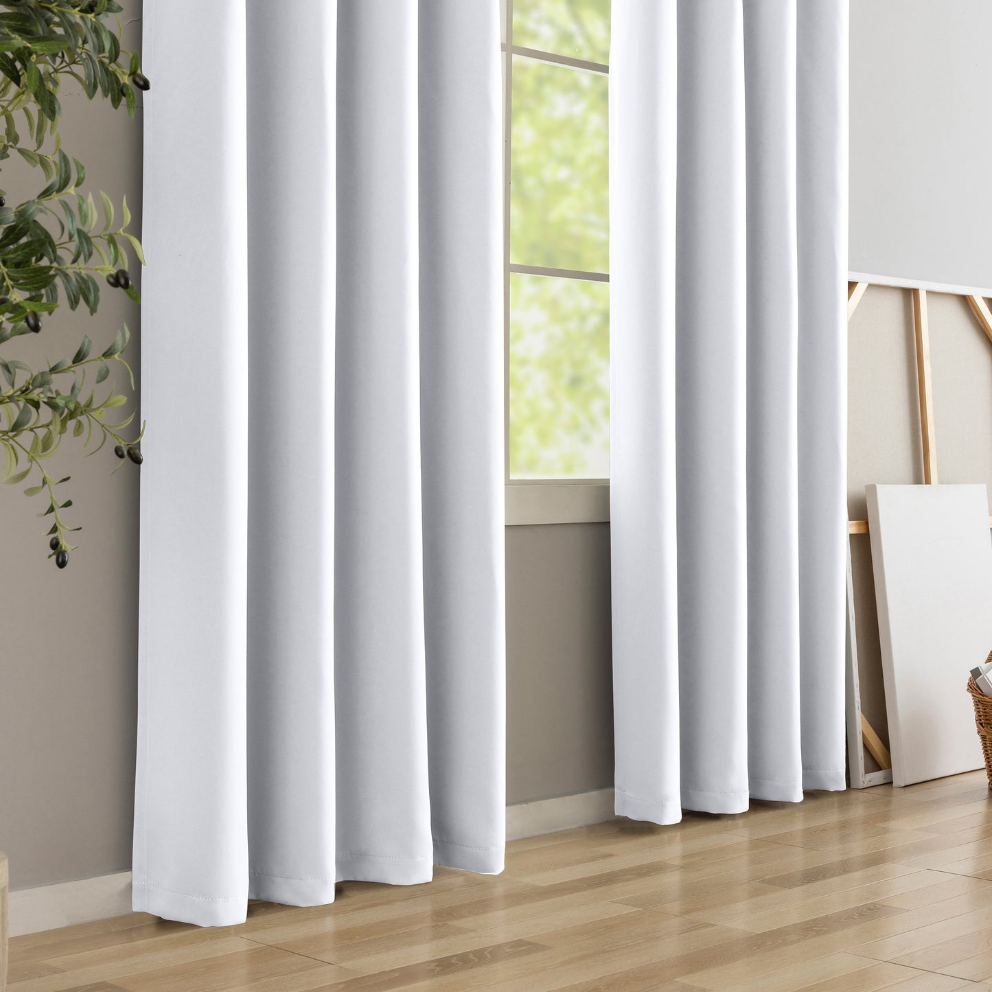 White Plain Eyelet Curtain