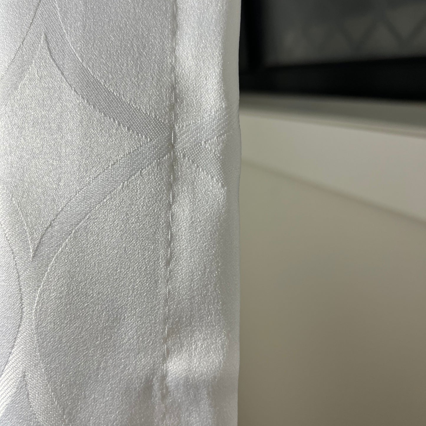 White Light Filtering Eyelet Curtain