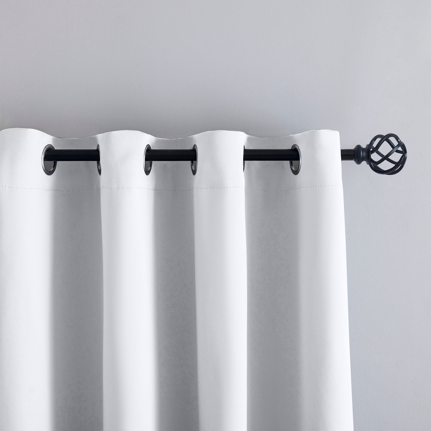 White Plain Eyelet Curtain